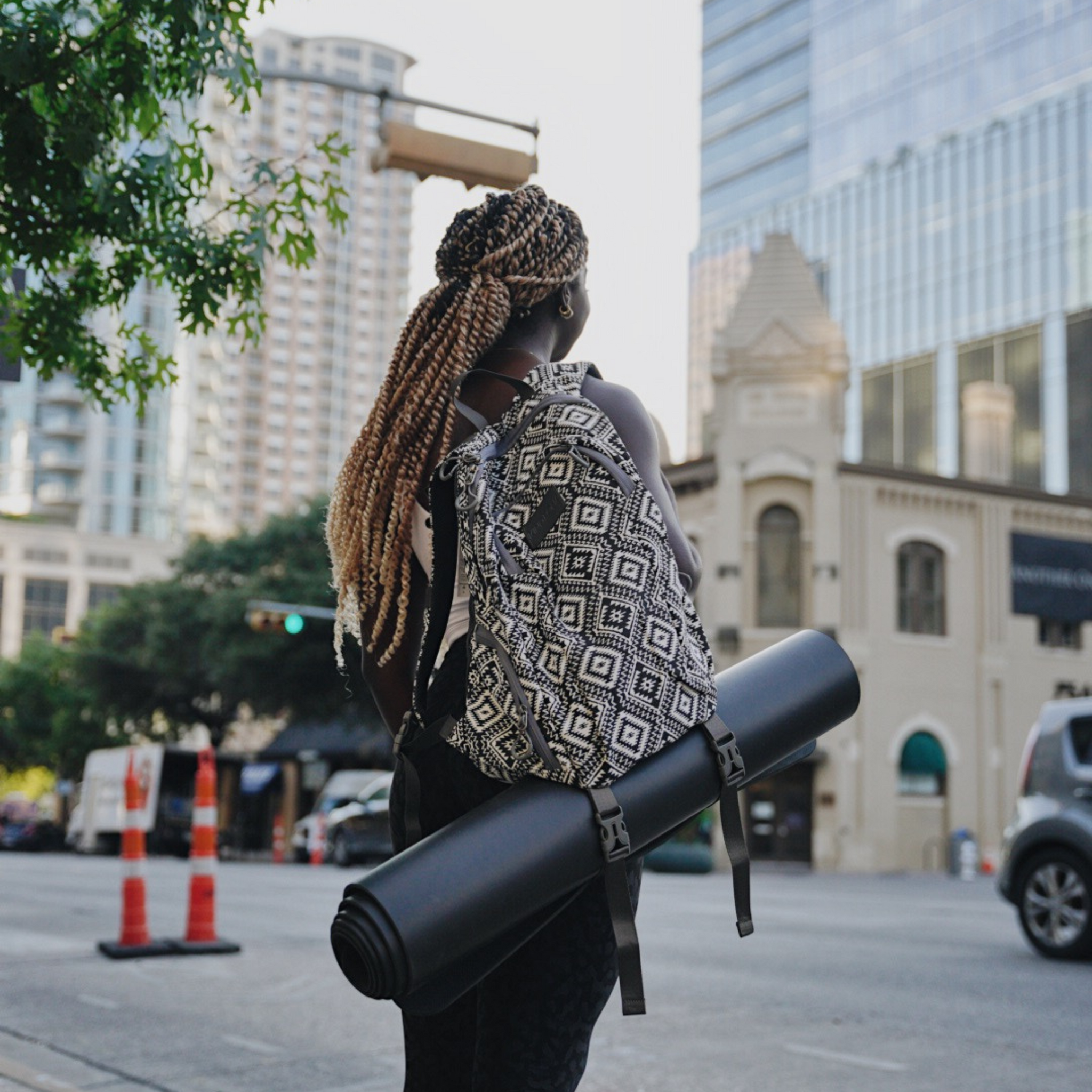 backpack for traveling with yoga mat Kindfolk Yoga Mat Backpack Two Straps Patterned Canvas (Nomad)